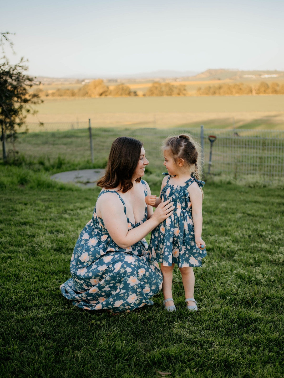 Mini - Misty Rose in Grey Dress